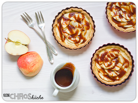 Apfel Tartelettes mit Butterscotch Sirup