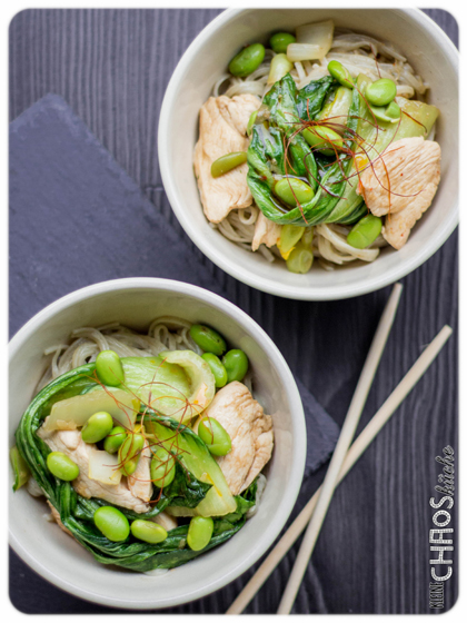 Edamame Pak Choi Huhn Wakame Reisnudeln Paksoi Pak Choy