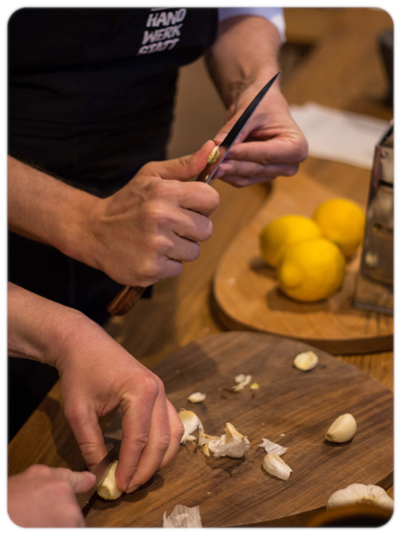 Herrmannsdorfer Handwerkstatt Glonn Wurstkurs Kurs Bratwurst