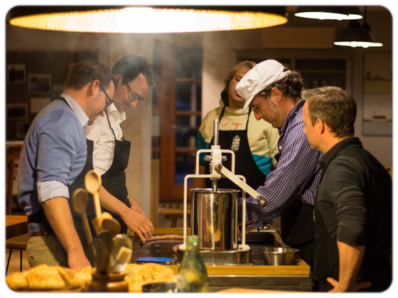 Herrmannsdorfer Handwerkstatt Glonn Wurstkurs Kurs Bratwurst