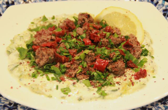 Köfte Salatasi Zucchinisalat