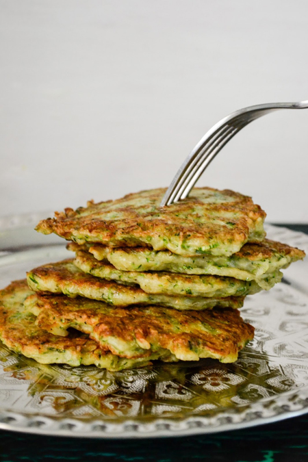 Mücver Zucchinipuffer